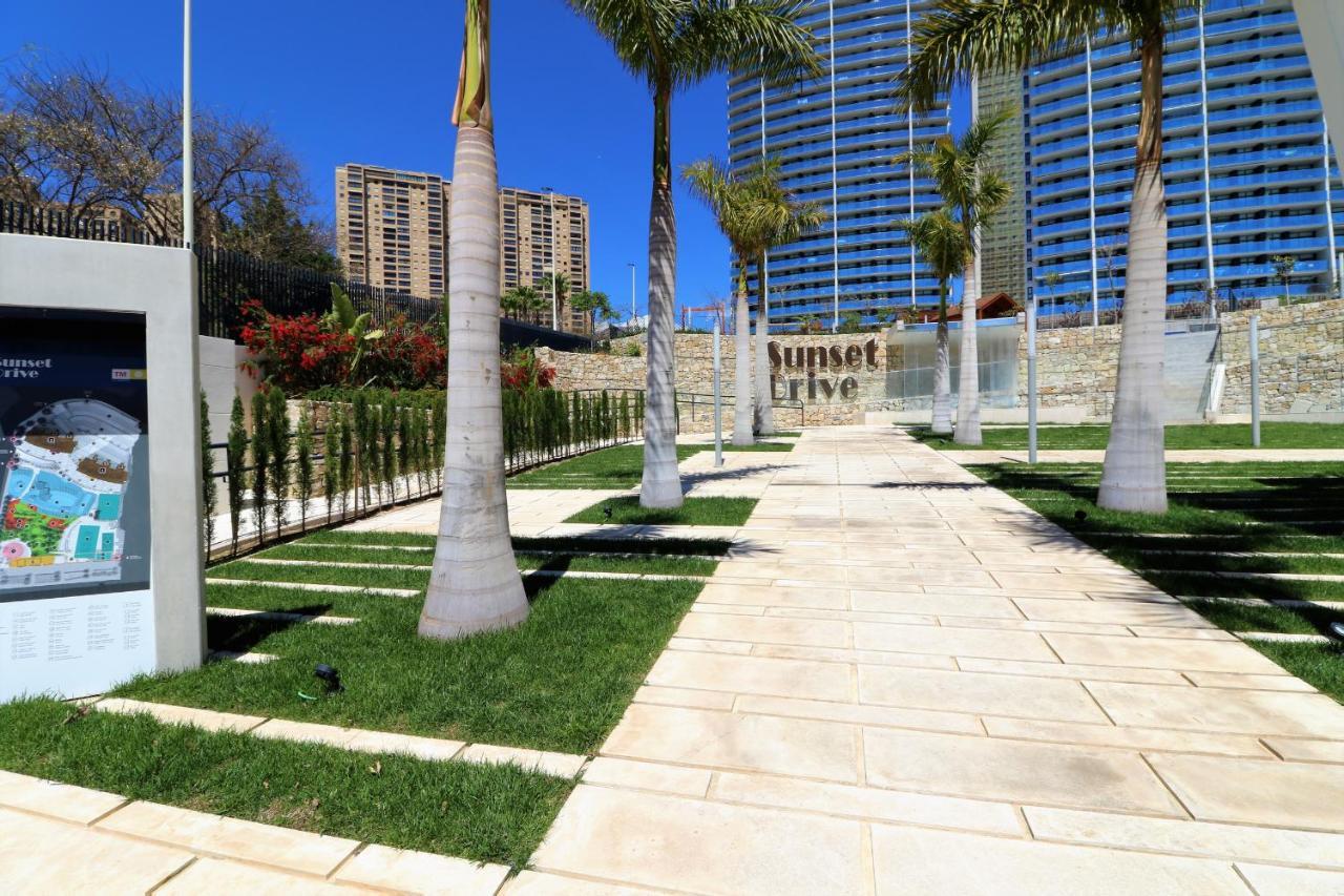 Sunset Drive Resort Apartment 4-8 Poniente Beach Benidorm Ngoại thất bức ảnh